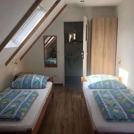Dom Pod Sosnami Bed & Breakfast Mielno  Exterior photo