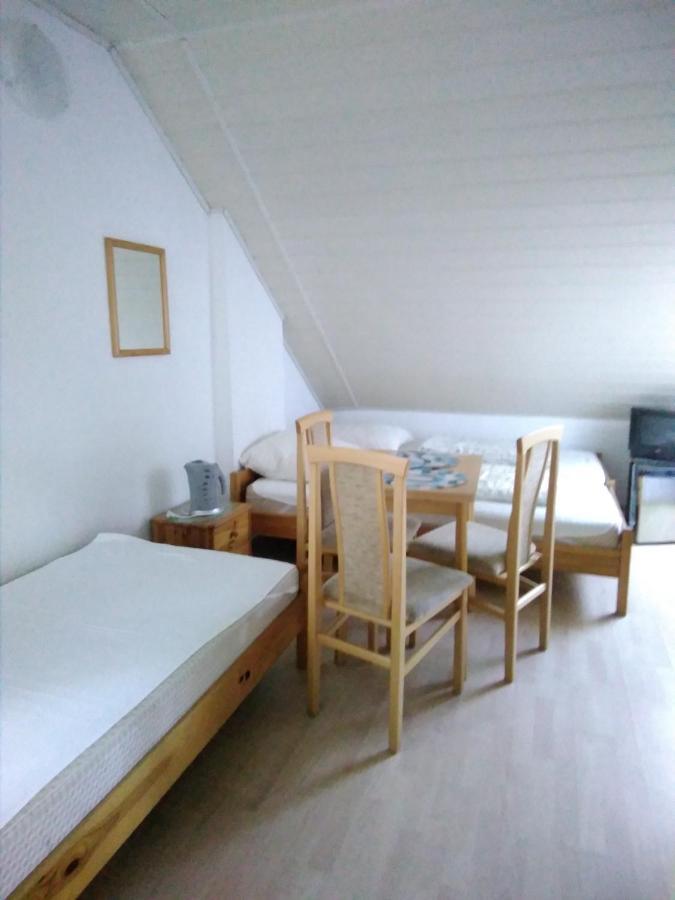 Dom Pod Sosnami Bed & Breakfast Mielno  Exterior photo